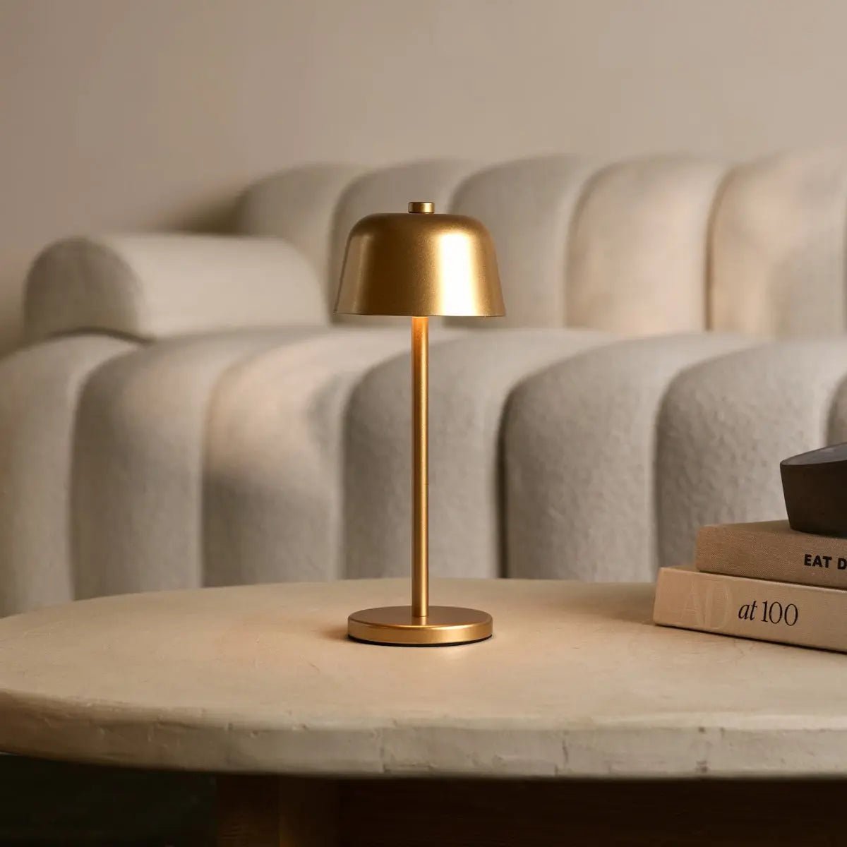 Wiederaufladbare LED Tischlampe Anton Gold dimmbar kabellos