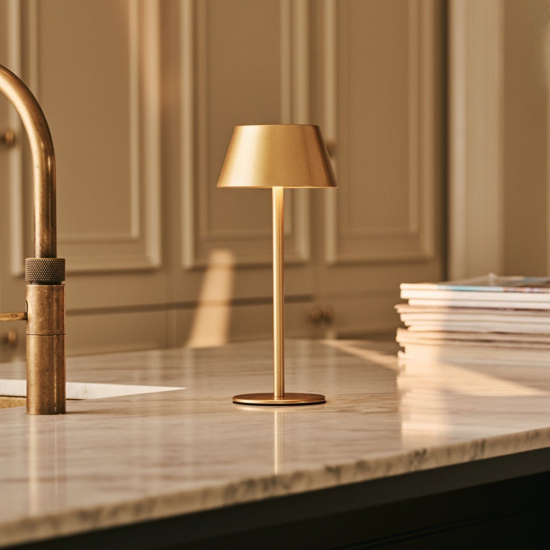 Aufladbare LED Tischlampe Milou Gold dimmbar kabellos