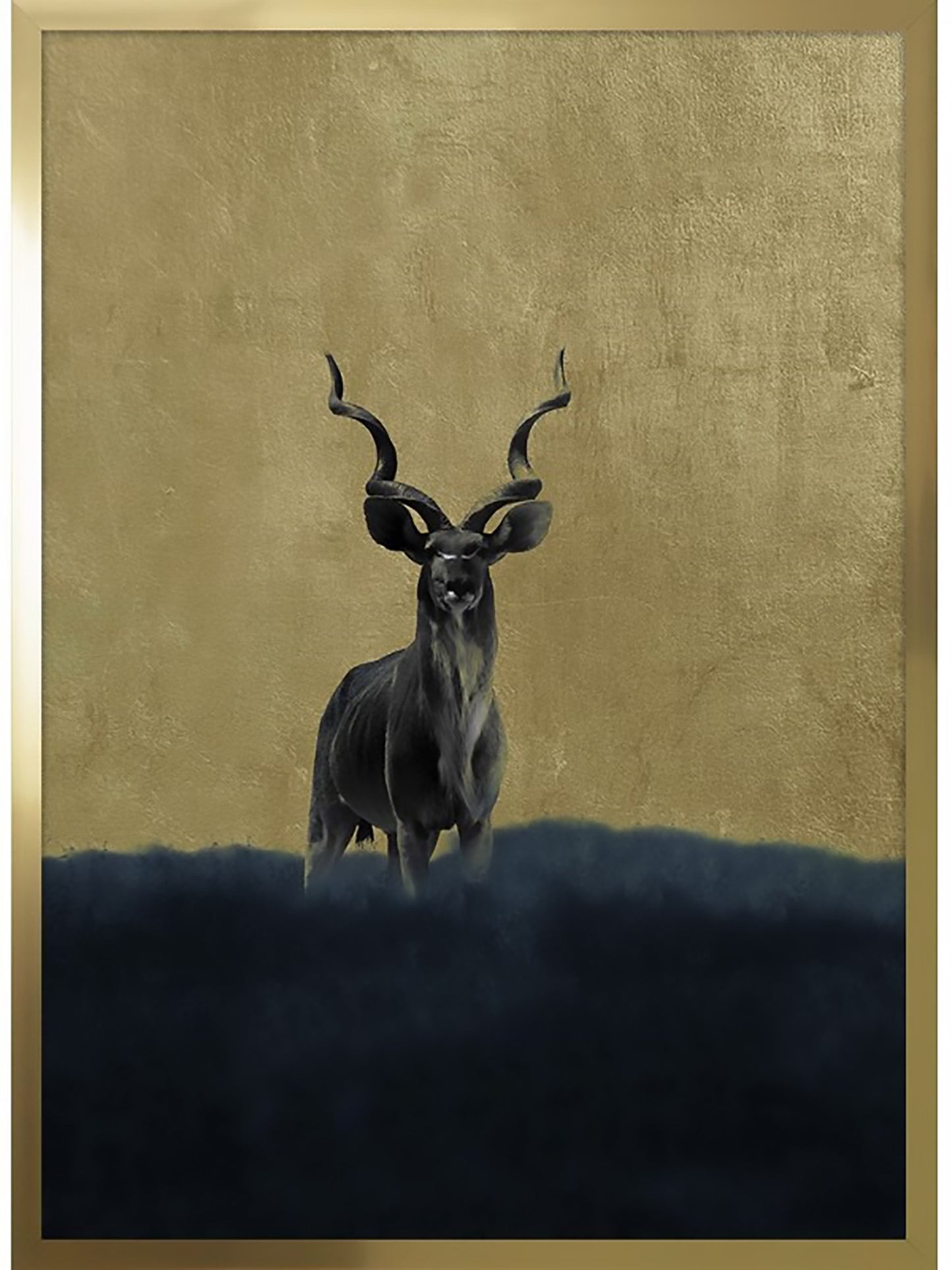Wandbild mit goldenem Metallrahmen und Hirsch mit Geweih gold farbig
