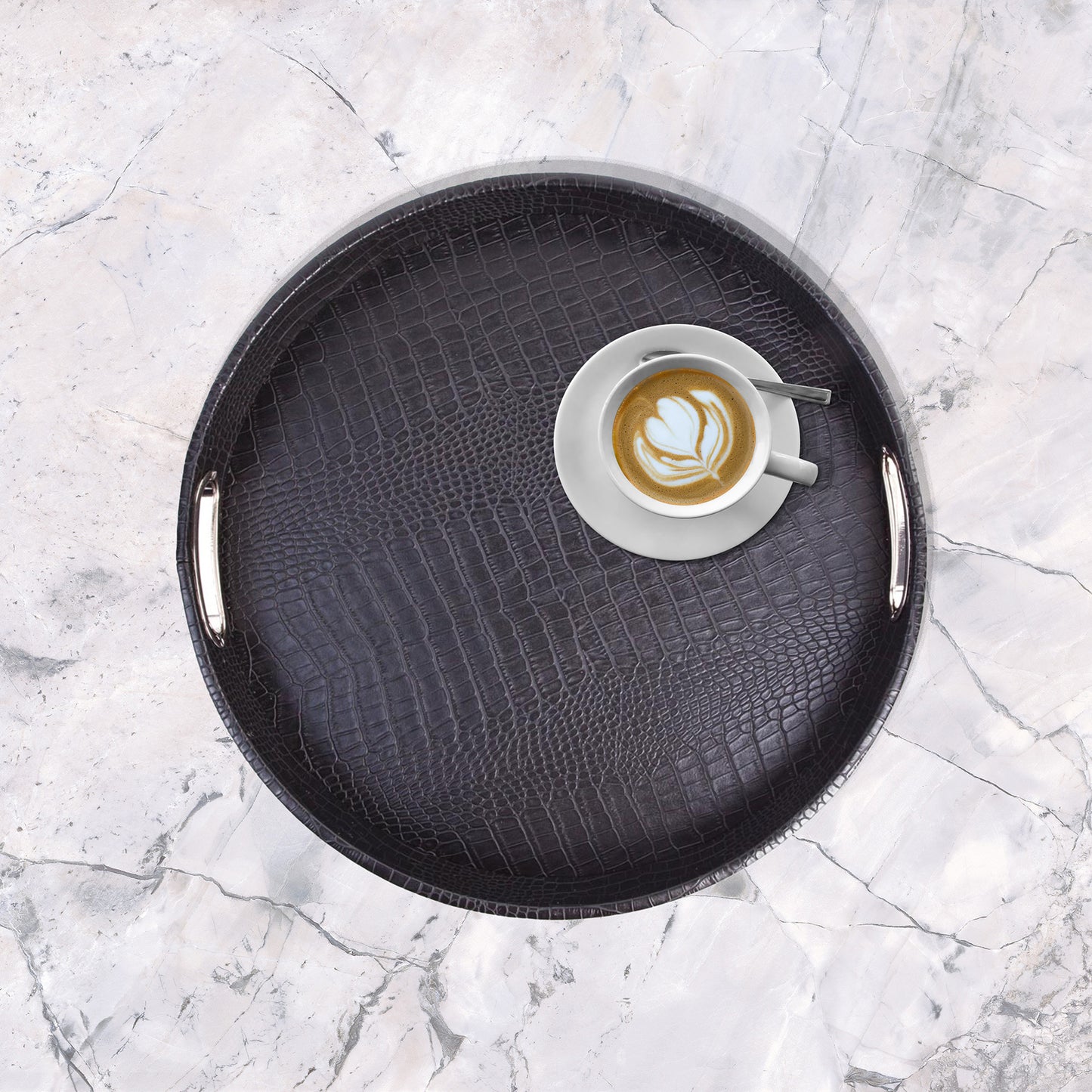 Tablett rund aus Kunstleder mit Kaffee zum Servieren
