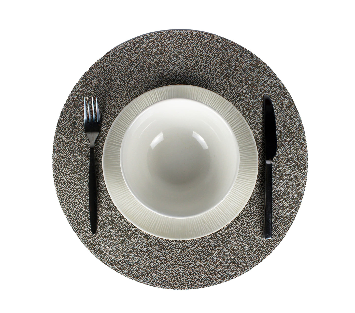 rundes Tischset mit Teller und Besteck zweifarbig