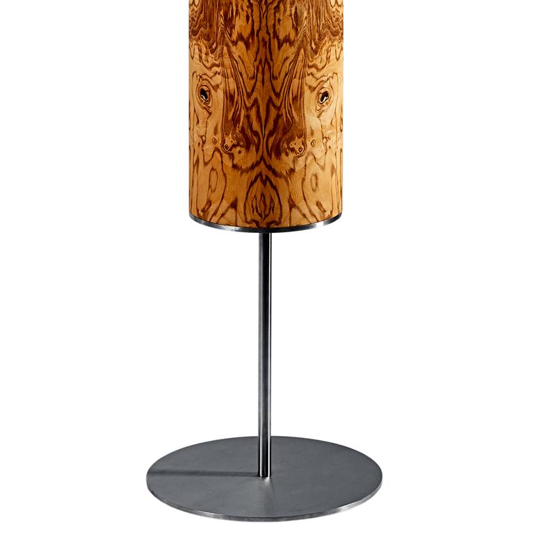 Stehlampe mit Lampenfuß in Metall Edelstahl