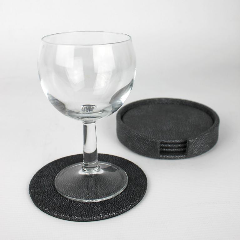 Glasuntersetzer dunkelgrau rund abwischbar mit Glas