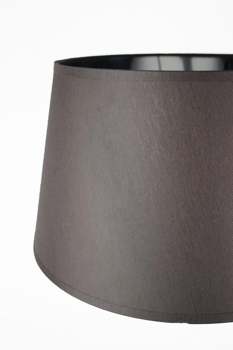 grauer Lampenschirm in silber