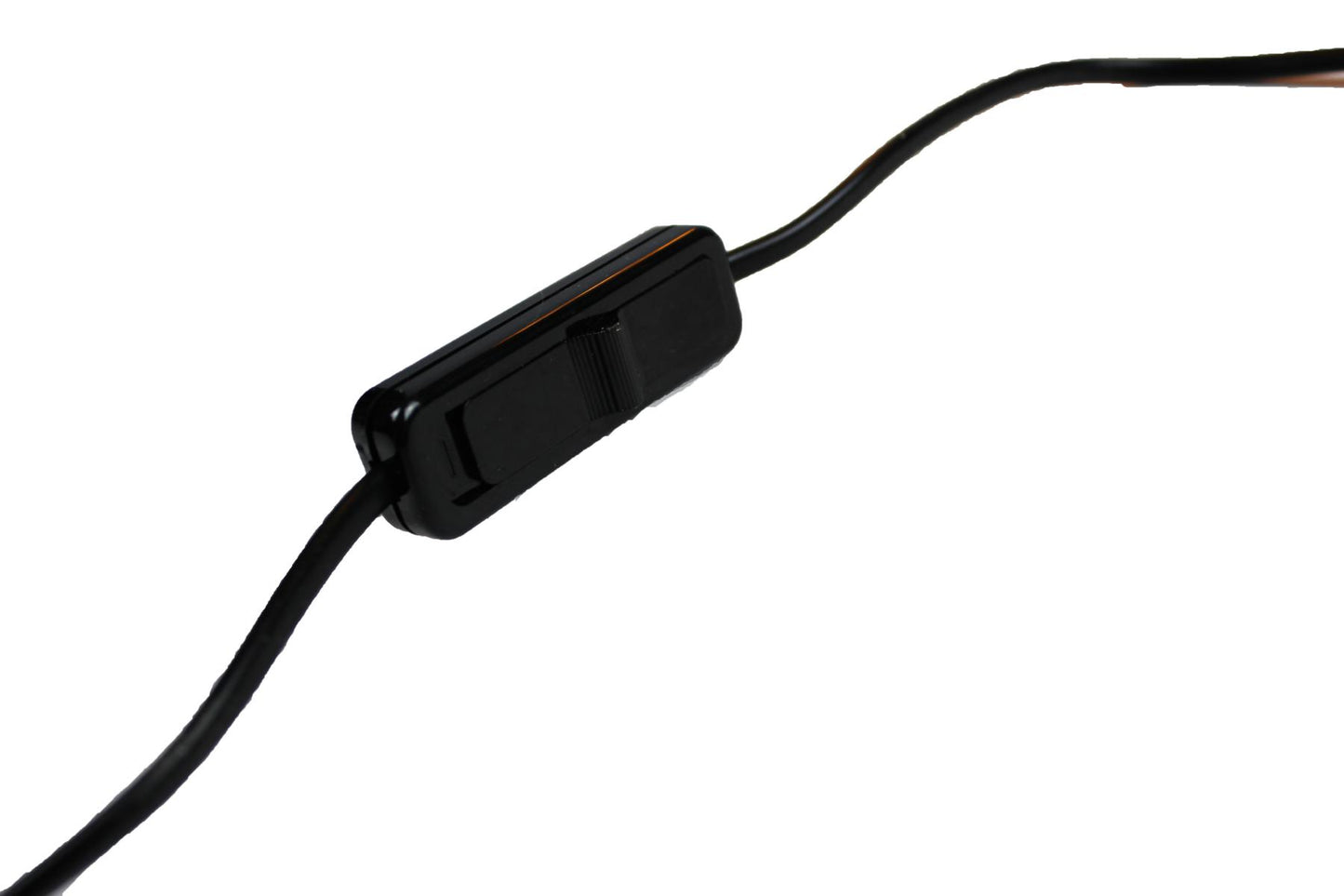schwarzes Kabel der Tischlampe