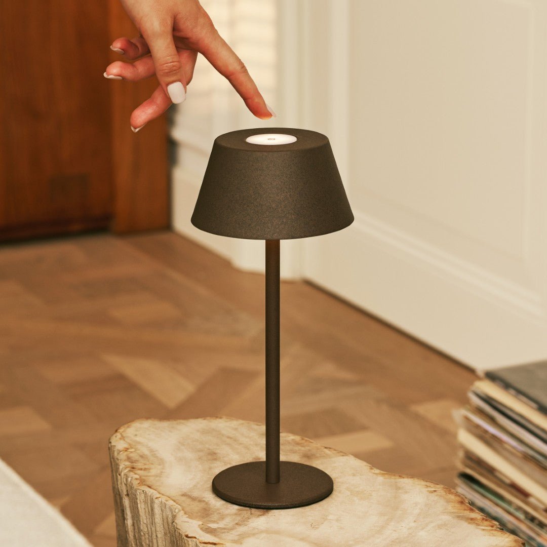 LED Tischlampe Milou Mocha Brown dimmbar kabellos USB