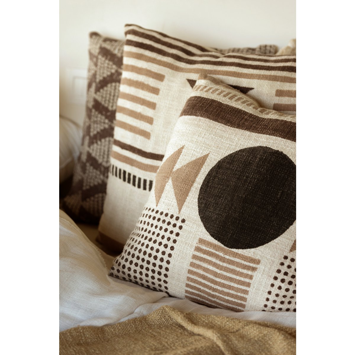 J-Line Cushion African Graphic – Cotton – Beige/Brown