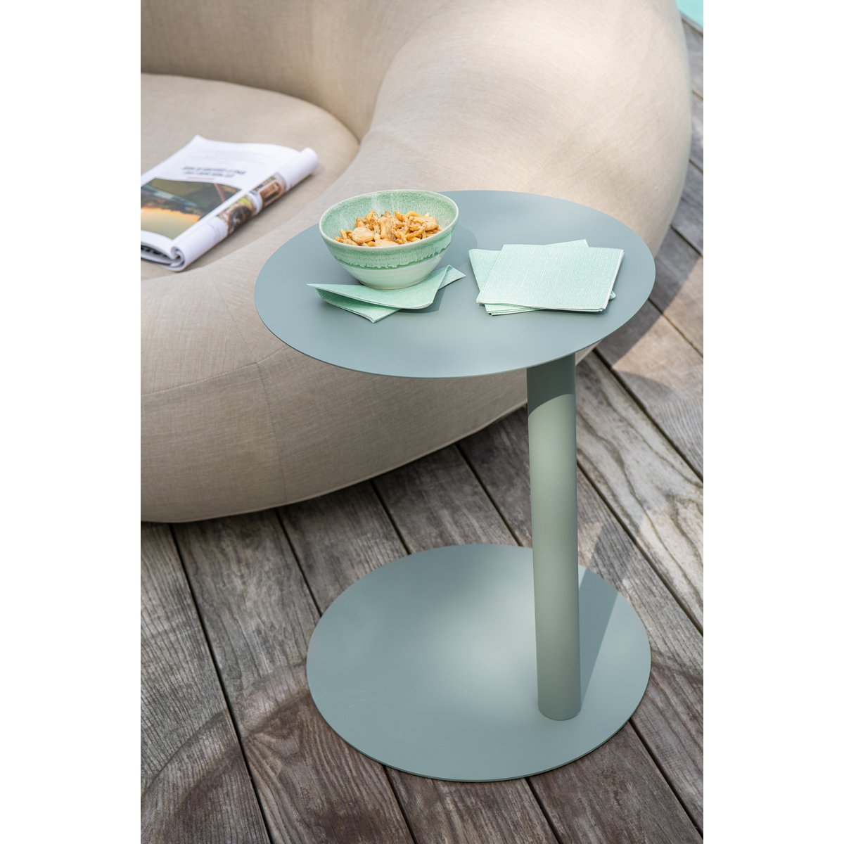 J-Line Beistelltisch rund aus Metall, Grün, 40 × 50 cm