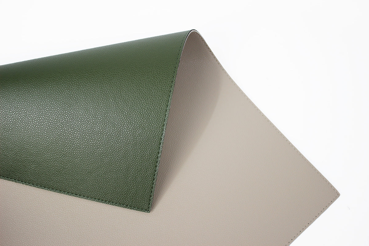 Signature 6er Tischsets aus Kunstleder in Glattleder-Optik, 45 x 33 cm