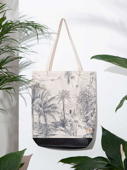 Einkaufstasche bedruckt mit Dschungelmotiv in schwarz weiß