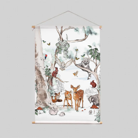 Tiere des Waldes mit Rehlein auf Stoff bedruckt als Wandbehang für das Kinderzimmer