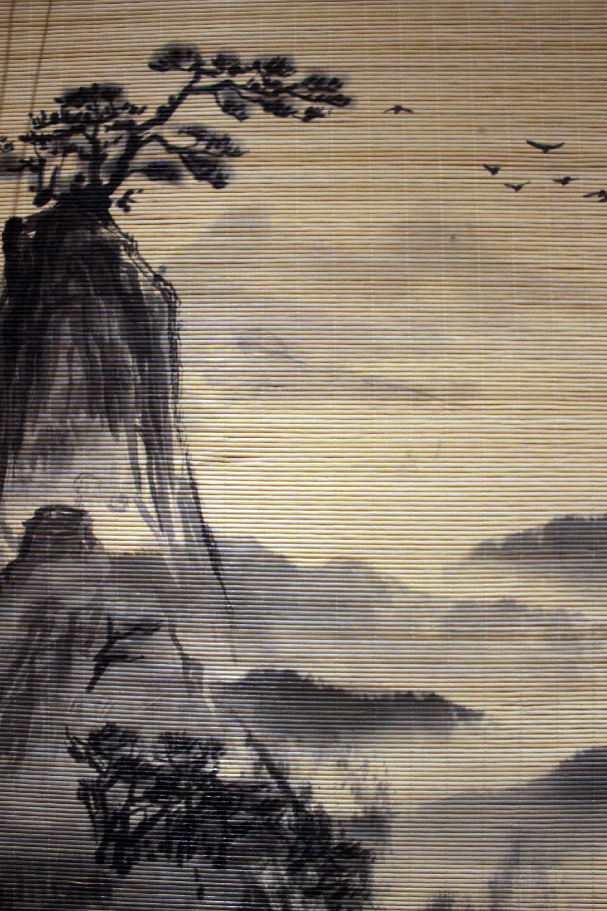 schwarz weißes Aquarell handbemalter Wandbehang aus Bambus geknüpft