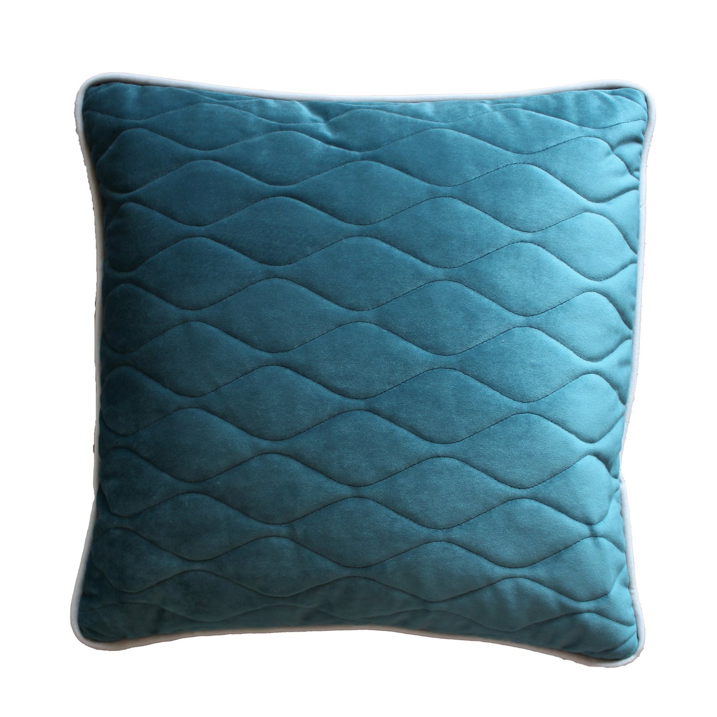 gestepptes Kissen in Maß 50 x 50 cm in blau mit geometrischen Linien